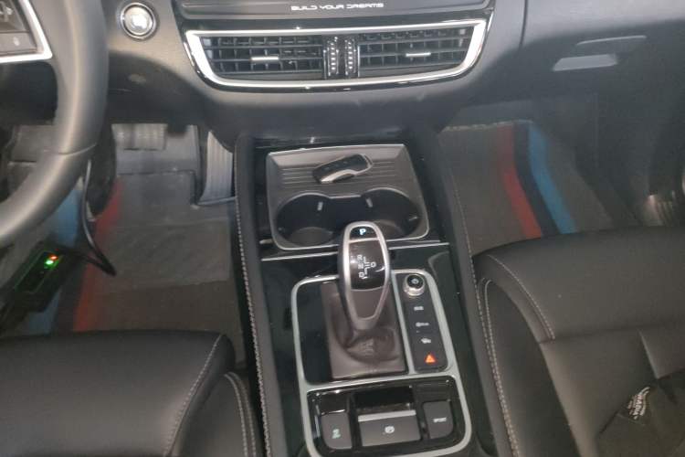 Used BYD Song MAX 2021 Upgraded Model 1.5T Automatic Prestige 7-Seater Gear Lever