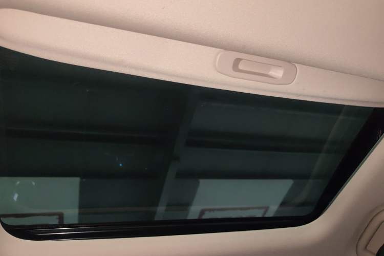 Used BYD Song MAX 2021 Upgraded Model 1.5T Automatic Luxury 7-Seater Headliner