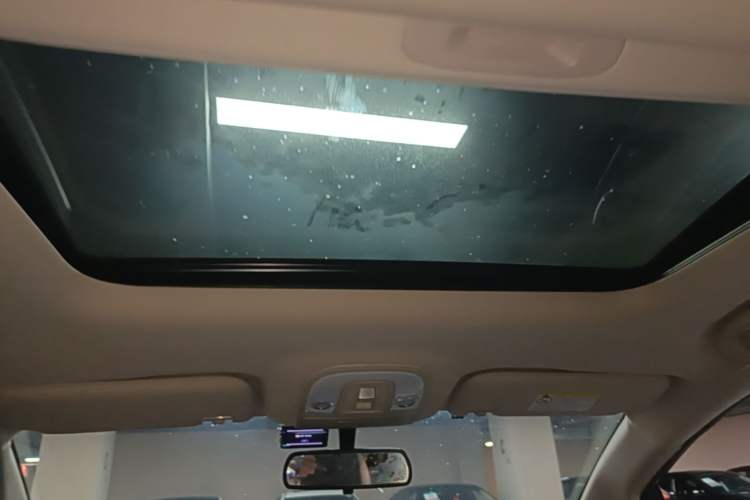 Used BYD Song MAX 2021 Upgraded Model 1.5T Automatic Luxury 7-Seater Headliner