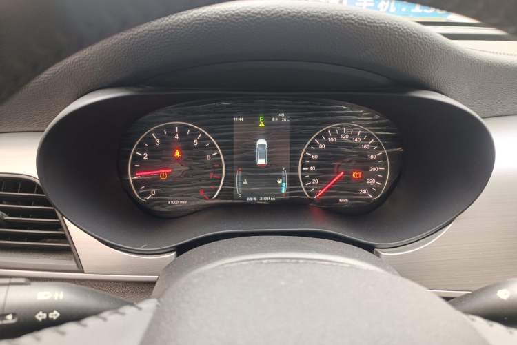 Used BYD Song MAX 2021 Upgraded Model 1.5T Automatic Luxury 7-Seater Instrument Cluster