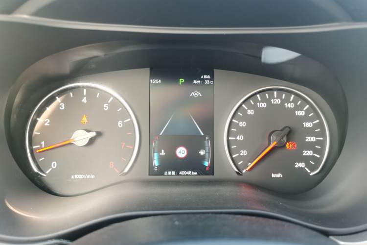 Used BYD Song MAX 2021 Upgraded Model 1.5T Automatic Flagship Version with 6 Seats Instrument Cluster