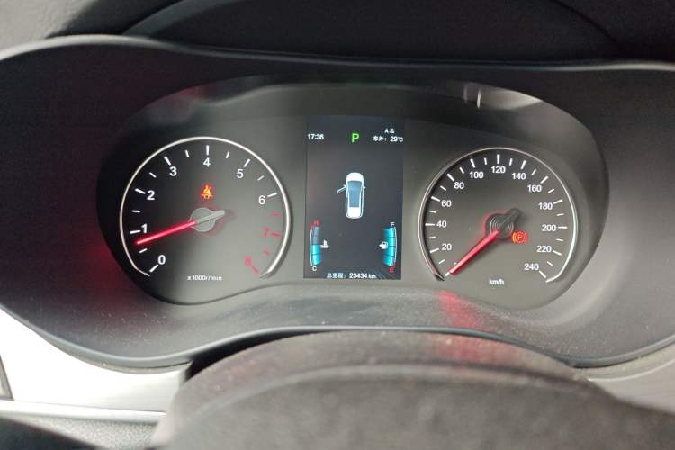 Used BYD Song MAX 2021 Upgraded Model 1.5T Automatic Luxury 7-Seater Instrument Cluster