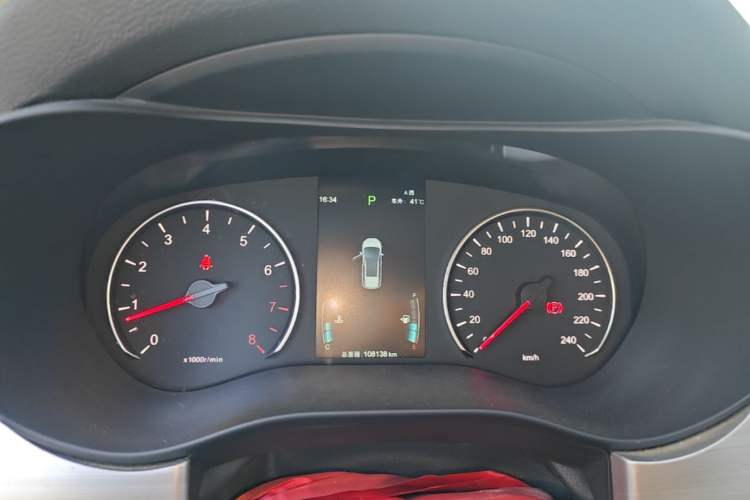 Used BYD Song MAX 2021 Upgraded Model 1.5T Automatic Luxury 7-Seater Instrument Cluster