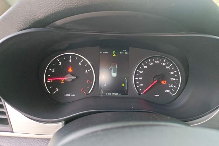 Used BYD Song MAX 2021 Upgraded Model 1.5T Automatic Luxury 6-Seater Instrument Cluster