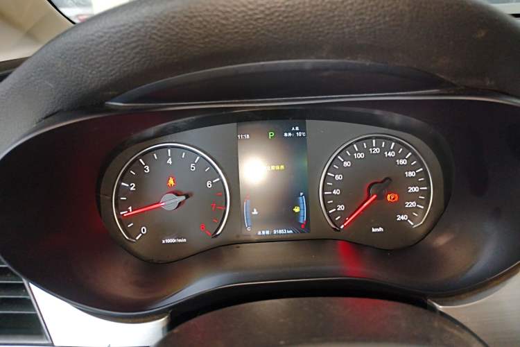 Used BYD Song MAX 2021 Upgraded Model 1.5T Automatic Luxury 7-Seater Instrument Cluster
