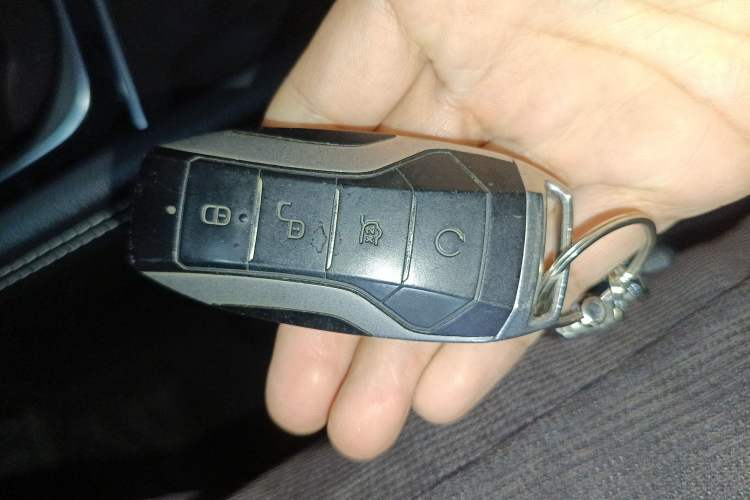 Used BYD Song MAX 2021 Upgraded Model 1.5T Automatic Prestige 6-Seater Interior 1