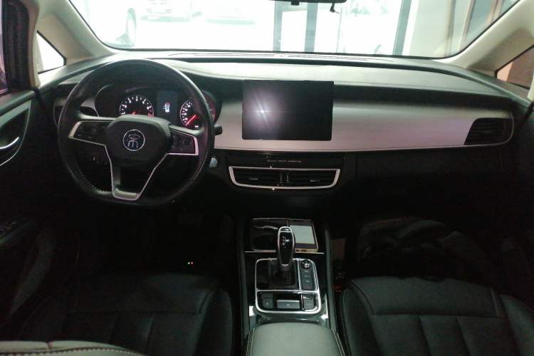 Used BYD Song MAX 2021 Upgraded Model 1.5T Automatic Luxury 6-Seater Interior 2