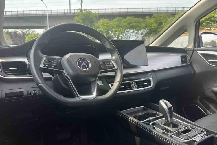 Used BYD Song MAX 2021 Upgraded Model 1.5T Automatic Luxury 7-Seater Interior 2
