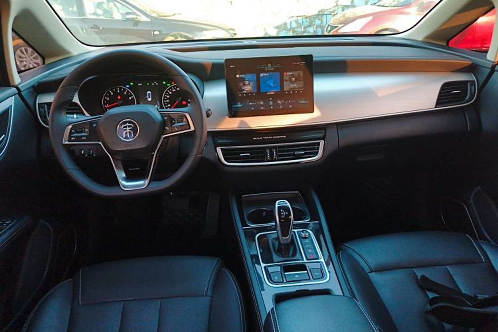 Used BYD Song MAX 2021 Upgraded Model 1.5T Automatic Luxury 6-Seater Interior 2