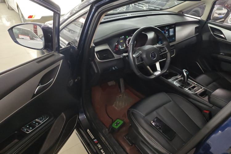 Used BYD Song MAX 2021 Upgraded Model 1.5T Automatic Luxury 7-Seater Interior 3