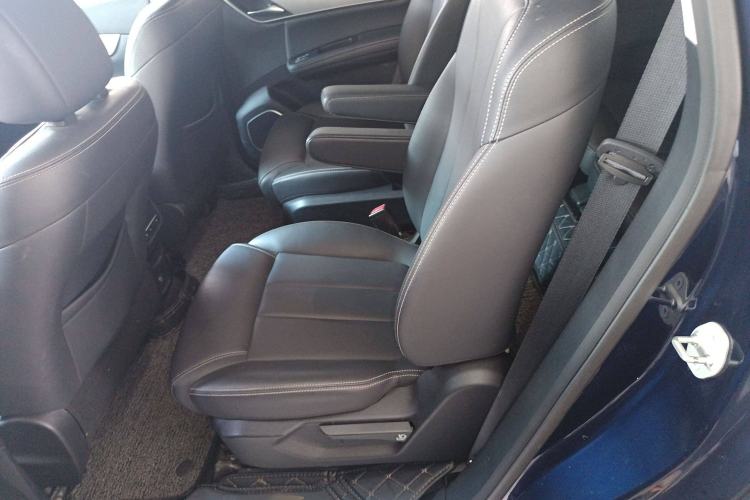 Used BYD Song MAX 2021 Upgraded Model 1.5T Automatic Prestige 6-Seater Interior 4