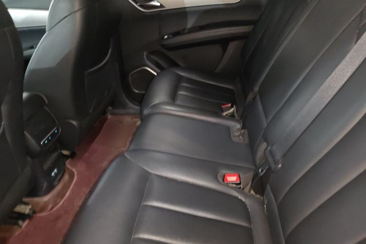 Used BYD Song MAX 2021 Upgraded Model 1.5T Automatic Luxury 7-Seater Interior 4
