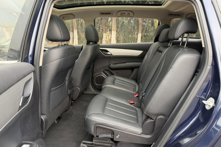 Used BYD Song MAX 2021 Upgraded Model 1.5T Automatic Prestige 7-Seater Interior 4