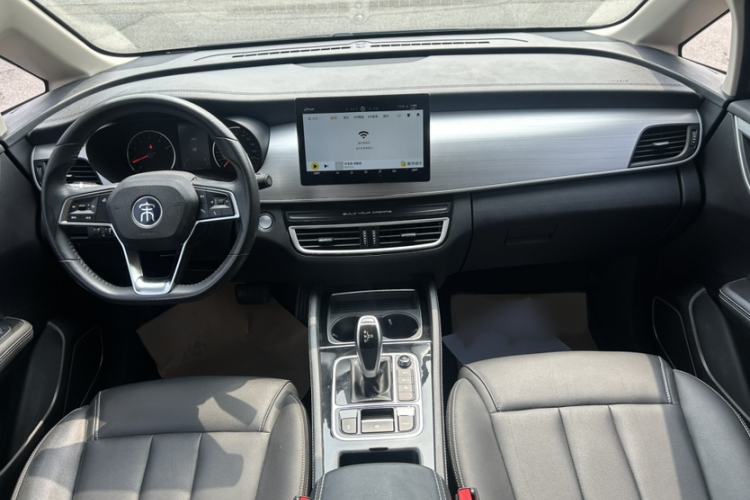 Used BYD Song MAX 2021 Upgraded Model 1.5T Automatic Luxury 6-Seater Interior 4