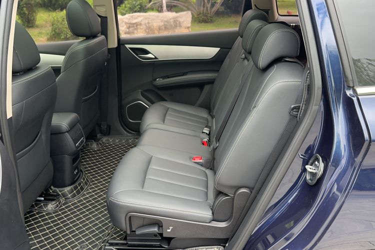 Used BYD Song MAX 2021 Upgraded Model 1.5T Automatic Prestige 7-Seater Interior 5