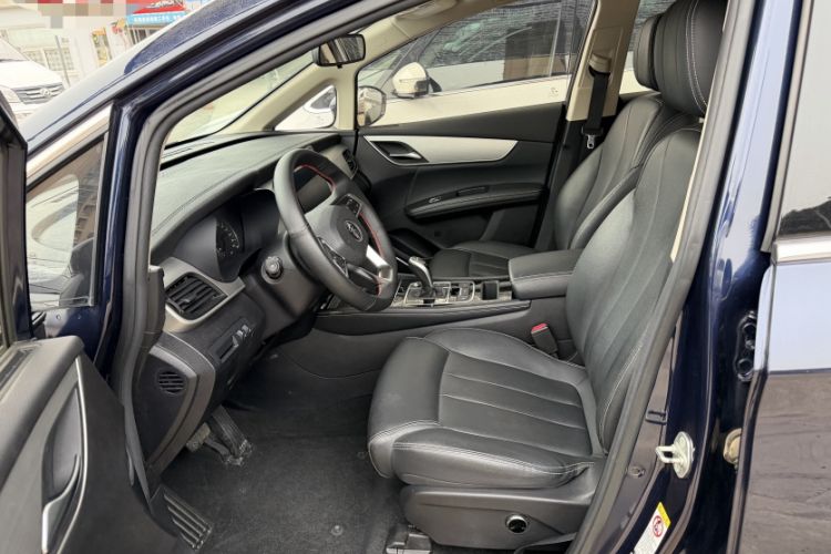 Used BYD Song MAX 2021 Upgraded Model 1.5T Automatic Prestige 7-Seater Interior 5