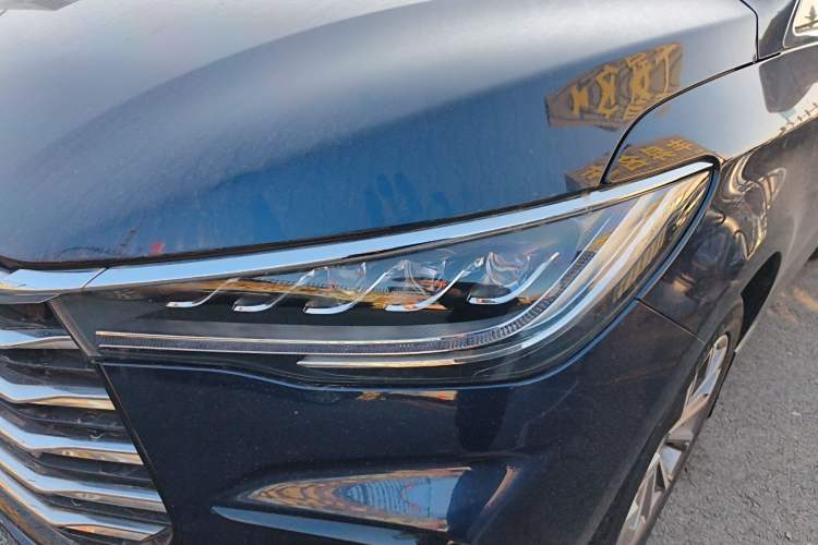Used BYD Song MAX 2021 Upgraded Model 1.5T Automatic Luxury 6-Seater Left Front Headlight