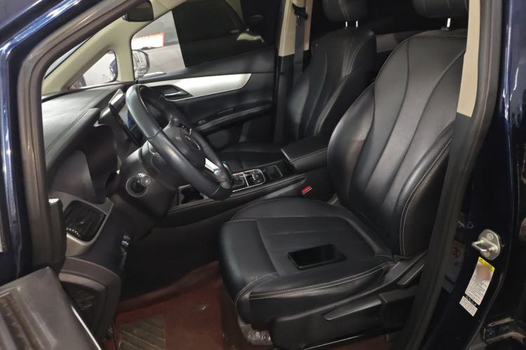 Used BYD Song MAX 2021 Upgraded Model 1.5T Automatic Luxury 7-Seater Left Front Seat