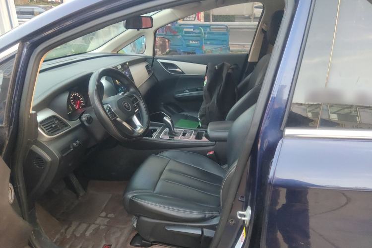 Used BYD Song MAX 2021 Upgraded Model 1.5T Automatic Luxury 7-Seater Left Front Seat