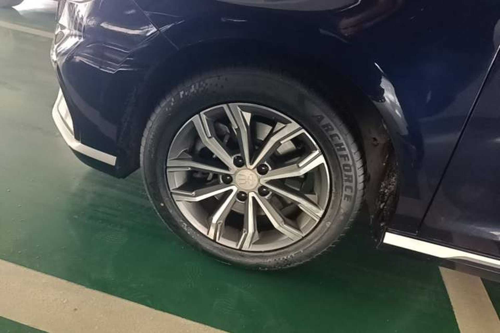 Used BYD Song MAX 2021 Upgraded Model 1.5T Automatic Prestige 6-Seater Left Front Wheel Hub