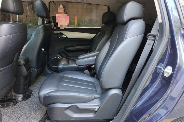 Used BYD Song MAX 2021 Upgraded Model 1.5T Automatic Luxury 6-Seater Left Rear Seat