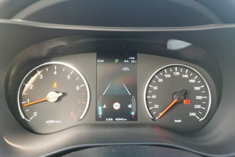Used BYD Song MAX 2021 Upgraded Model 1.5T Automatic Flagship Version with 6 Seats Odometer Close Up