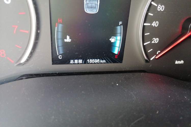 Used BYD Song MAX 2021 Upgraded Model 1.5T Automatic Prestige 6-Seater Odometer Close Up