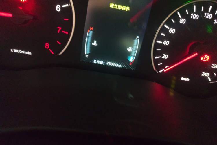 Used BYD Song MAX 2021 Upgraded Model 1.5T Automatic Luxury 7-Seater Odometer Close Up