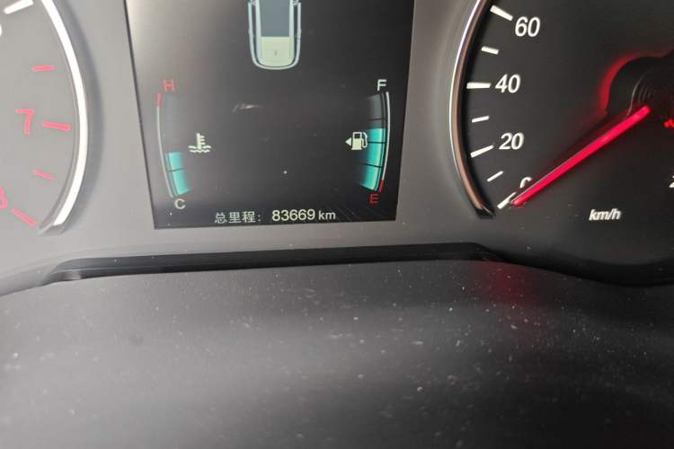 Used BYD Song MAX 2021 Upgraded Model 1.5T Automatic Prestige 7-Seater Odometer Close Up