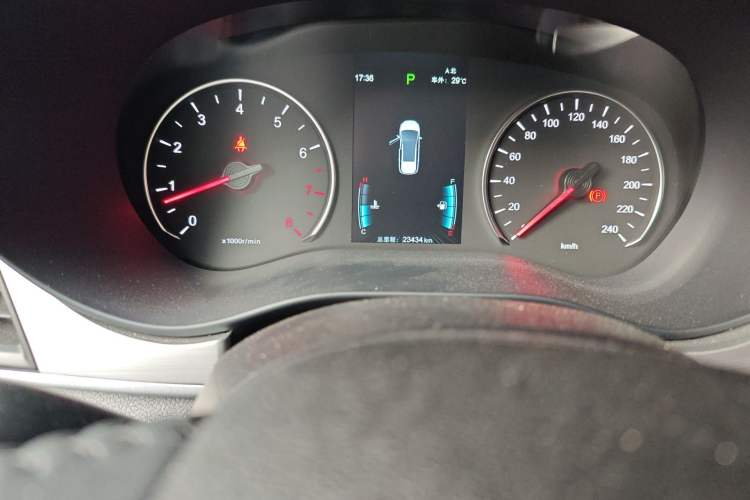 Used BYD Song MAX 2021 Upgraded Model 1.5T Automatic Luxury 7-Seater Odometer Close Up