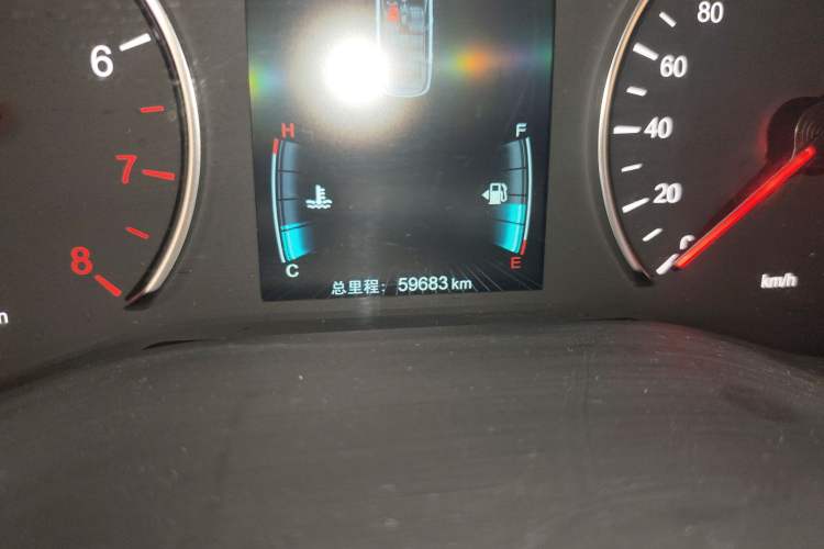 Used BYD Song MAX 2021 Upgraded Model 1.5T Automatic Luxury 6-Seater Odometer Close Up