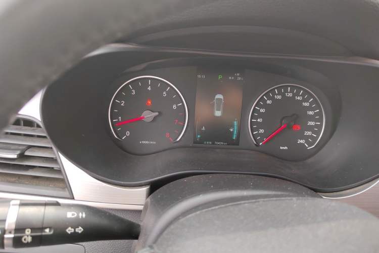 Used BYD Song MAX 2021 Upgraded Model 1.5T Automatic Prestige 6-Seater Odometer Close Up