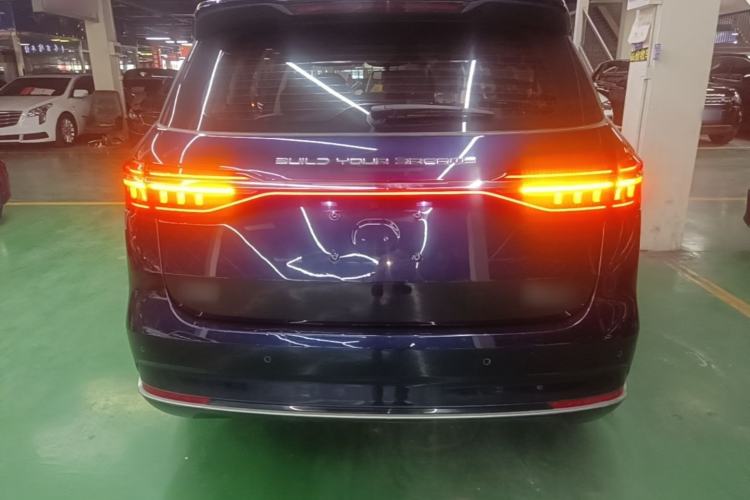 Used BYD Song MAX 2021 Upgraded Model 1.5T Automatic Luxury 7-Seater Rear