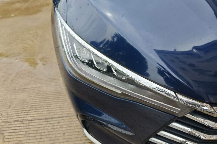 Used BYD Song MAX 2021 Upgraded Model 1.5T Automatic Luxury 7-Seater Right Front Headlight
