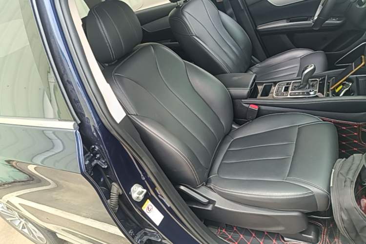 Used BYD Song MAX 2021 Upgraded Model 1.5T Automatic Prestige 7-Seater Right Front Seat