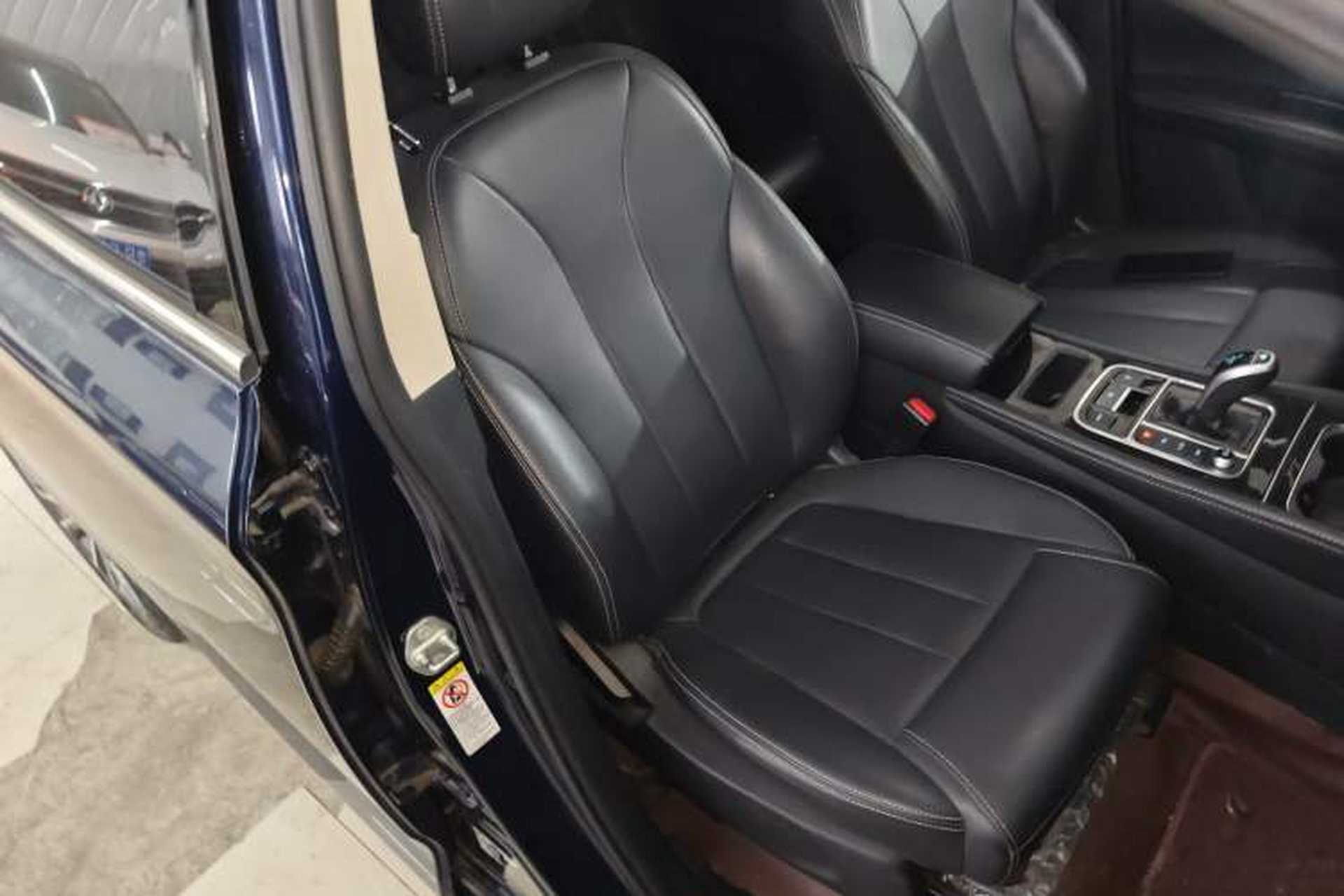Used BYD Song MAX 2021 Upgraded Model 1.5T Automatic Luxury 7-Seater Right Front Seat