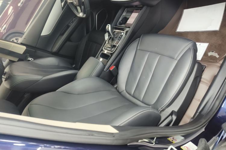 Used BYD Song MAX 2021 Upgraded Model 1.5T Automatic Luxury 7-Seater Right Front Seat