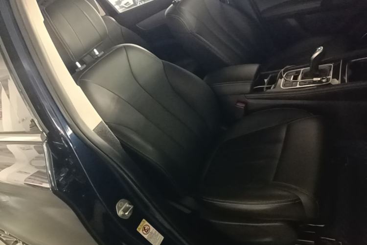Used BYD Song MAX 2021 Upgraded Model 1.5T Automatic Prestige 6-Seater Right Front Seat