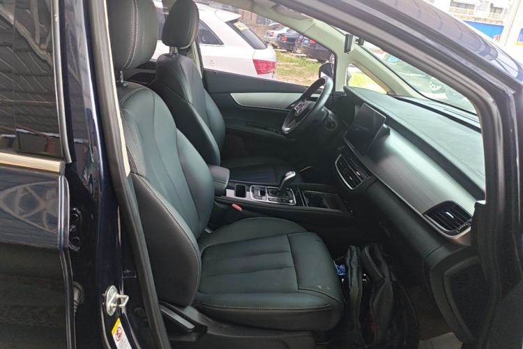 Used BYD Song MAX 2021 Upgraded Model 1.5T Automatic Luxury 6-Seater Right Front Seat