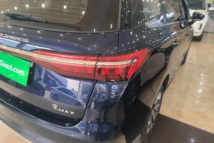 Used BYD Song MAX 2021 Upgraded Model 1.5T Automatic Luxury 7-Seater Right Rear Taillight