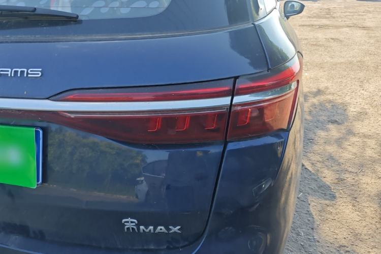 Used BYD Song MAX 2021 Upgraded Model 1.5T Automatic Luxury 7-Seater Right Rear Taillight
