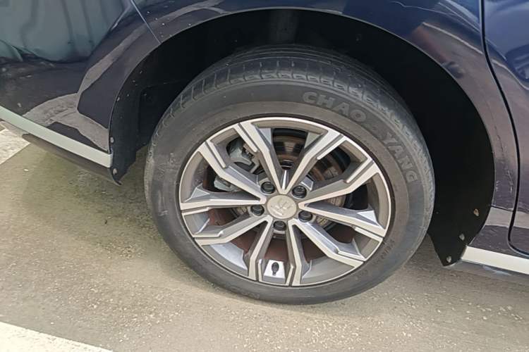 Used BYD Song MAX 2021 Upgraded Model 1.5T Automatic Prestige 7-Seater Right Rear Wheel Hub