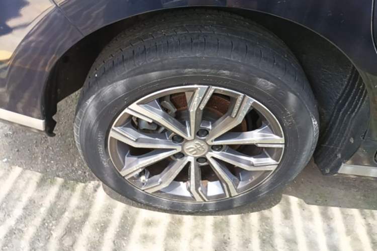 Used BYD Song MAX 2021 Upgraded Model 1.5T Automatic Prestige 7-Seater Right Rear Wheel Hub
