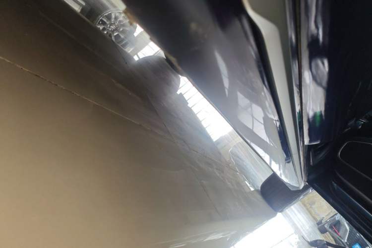 Used BYD Song MAX 2021 Upgraded Model 1.5T Automatic Prestige 7-Seater Right Side Sill