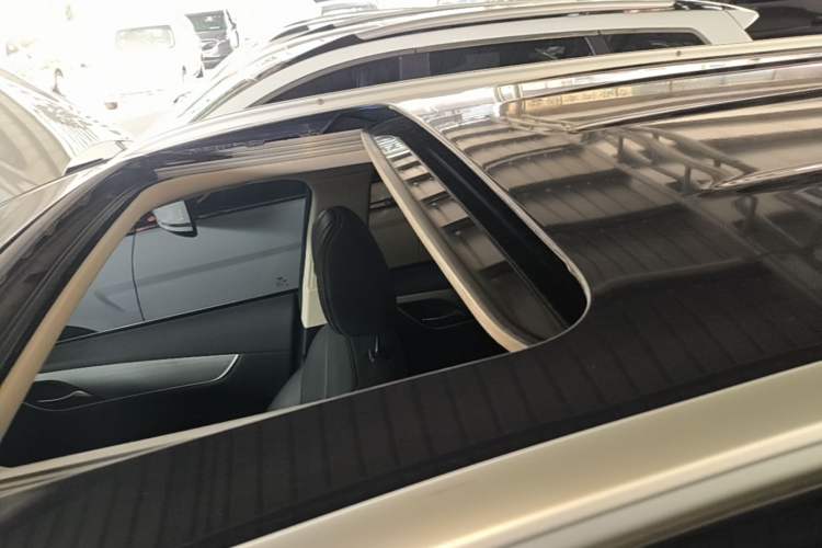 Used BYD Song MAX 2021 Upgraded Model 1.5T Automatic Luxury 6-Seater Roof