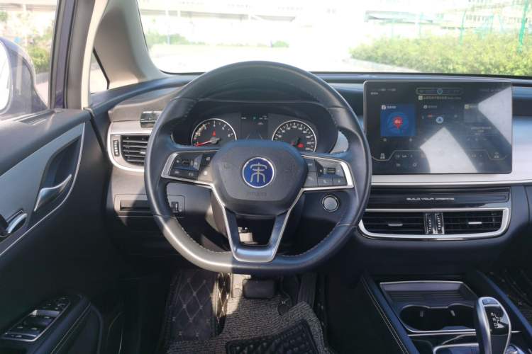 Used BYD Song MAX 2021 Upgraded Model 1.5T Automatic Flagship Version with 6 Seats Steering Wheel