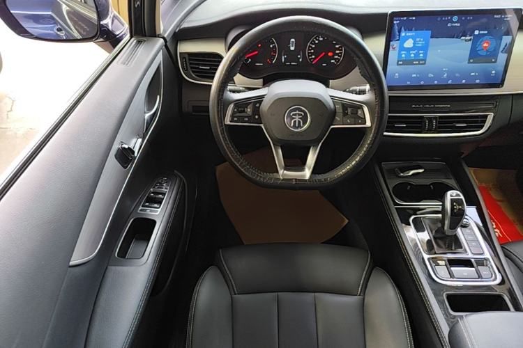 Used BYD Song MAX 2021 Upgraded Model 1.5T Automatic Flagship Version with 6 Seats Steering Wheel