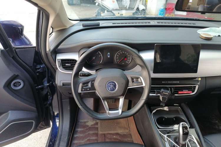 Used BYD Song MAX 2021 Upgraded Model 1.5T Automatic Prestige 6-Seater Steering Wheel