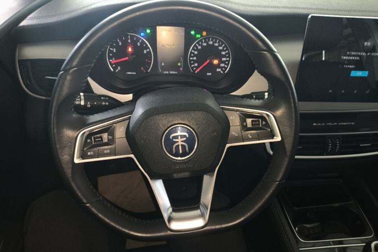 Used BYD Song MAX 2021 Upgraded Model 1.5T Automatic Luxury 6-Seater Steering Wheel