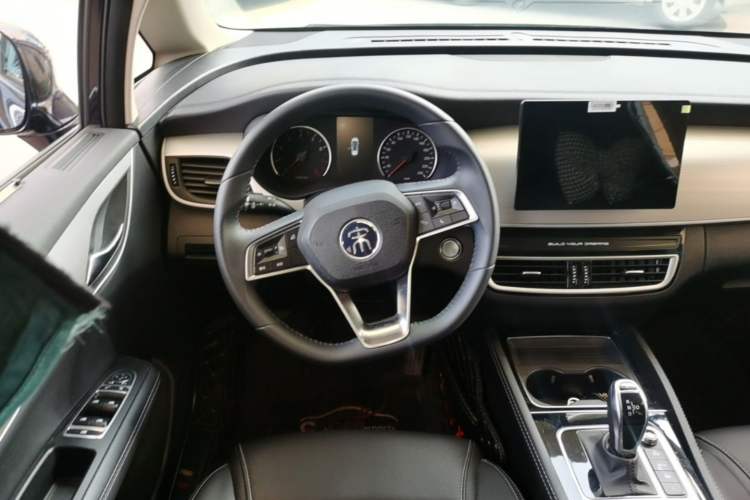 Used BYD Song MAX 2021 Upgraded Model 1.5T Automatic Luxury 7-Seater Steering Wheel